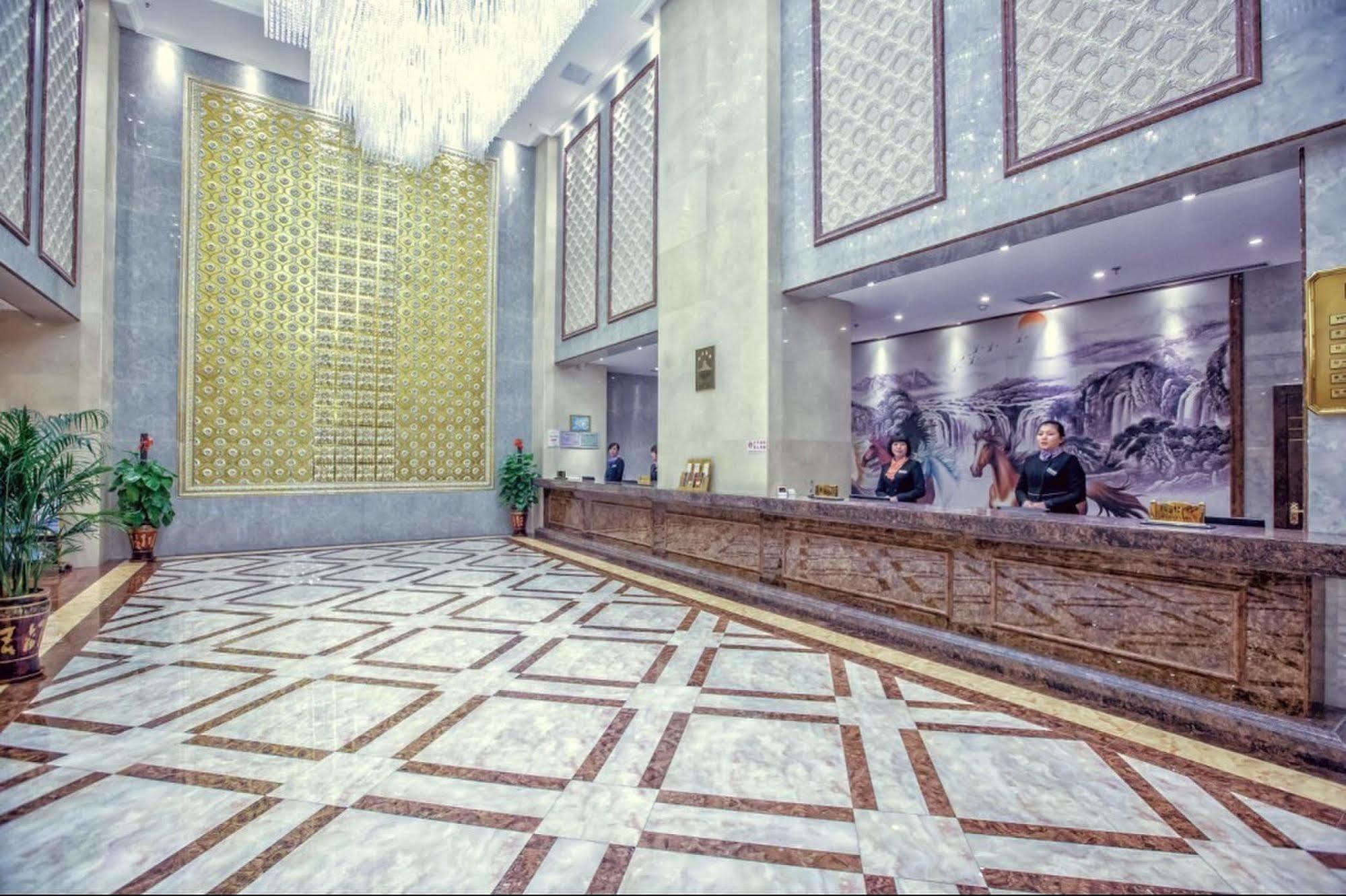 June Hotel Changchun Extérieur photo