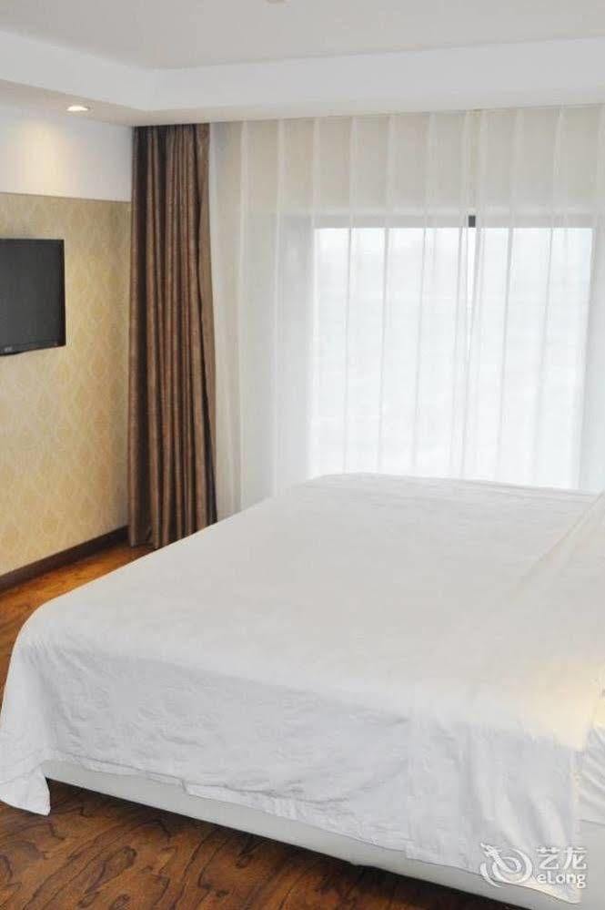 June Hotel Changchun Extérieur photo