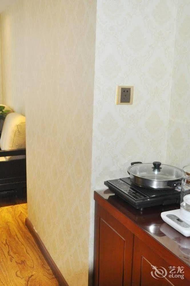 June Hotel Changchun Extérieur photo